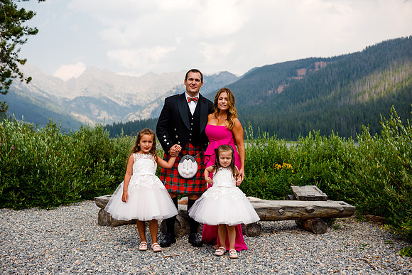 Russell_Caroline_Wdg-Group-4