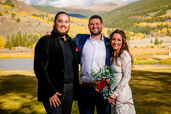 Jon_Shannon_Wdg-Group-28