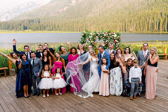 Russell_Caroline_Wdg-Group-114