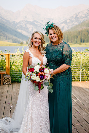 Russell_Caroline_Wdg-Group-49
