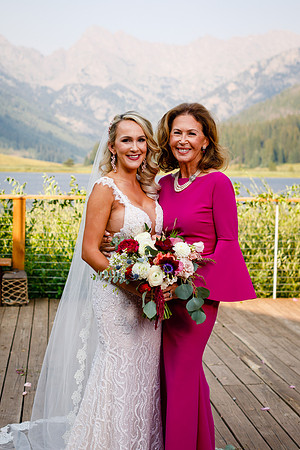 Russell_Caroline_Wdg-Group-59