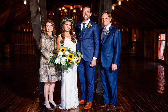 Kellen_Nicole_Wdg-Group-130