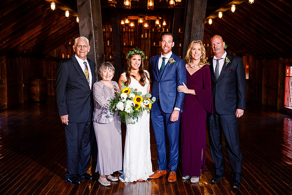 Kellen_Nicole_Wdg-Group-132