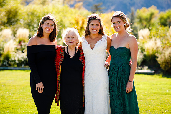 Kellen_Nicole_Wdg-Group-52
