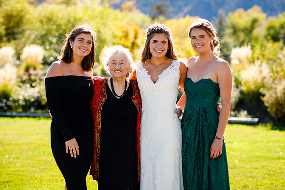 Kellen_Nicole_Wdg-Group-50
