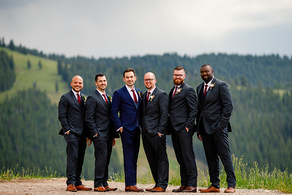 Zach_Suzanne_Wdg_Group-15