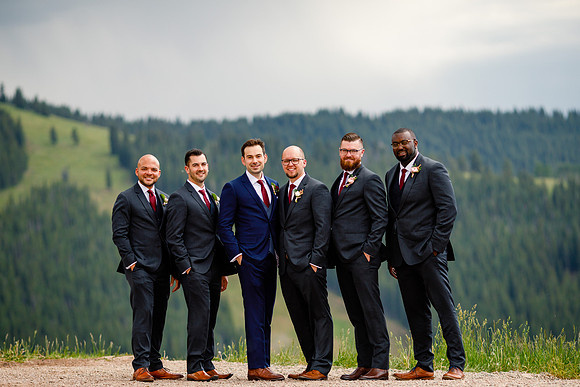 Zach_Suzanne_Wdg_Group-16