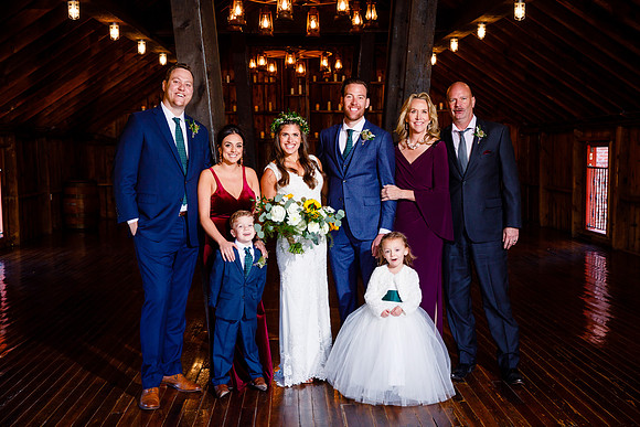 Kellen_Nicole_Wdg-Group-144