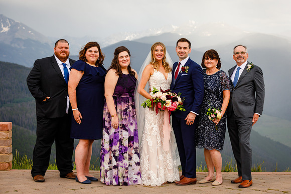 Zach_Suzanne_Wdg_Group-50