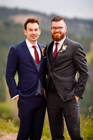 Zach_Suzanne_Wdg_Group-21