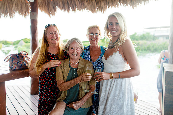 Jeff_Cathryn_Wdg_Group-2