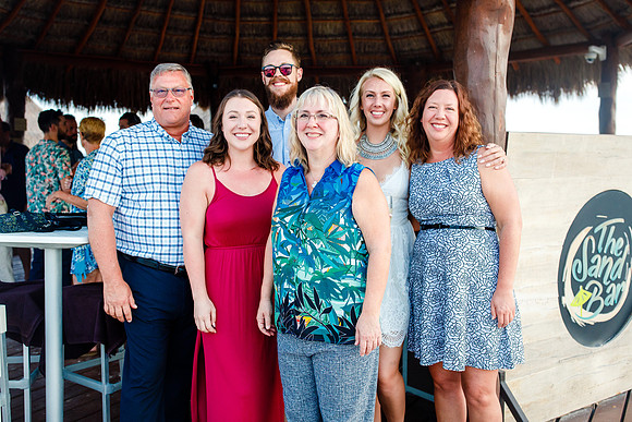 Jeff_Cathryn_Wdg_Group-5