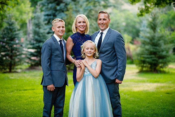 Jon_Erin_Group-125