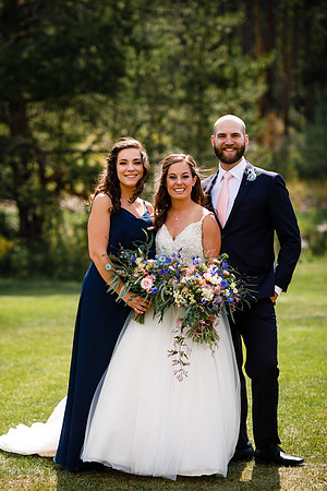 Mike_Abby_Wdg-Group-117