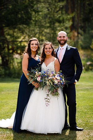 Mike_Abby_Wdg-Group-116