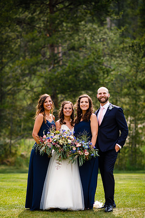 Mike_Abby_Wdg-Group-30