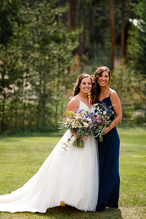 Mike_Abby_Wdg-Group-100