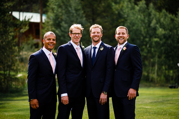 Mike_Abby_Wdg-Group-47