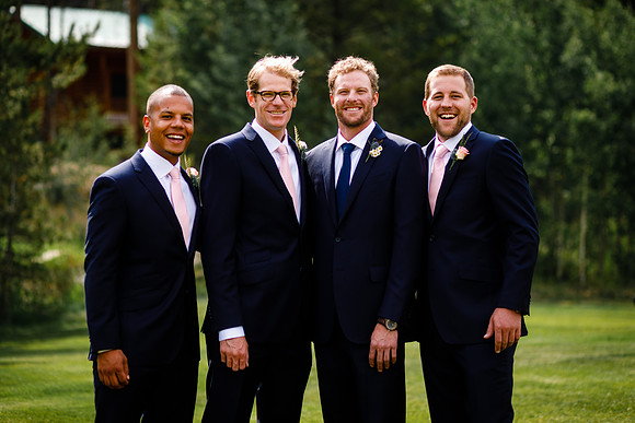 Mike_Abby_Wdg-Group-46