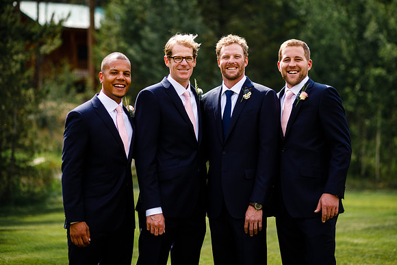 Mike_Abby_Wdg-Group-45