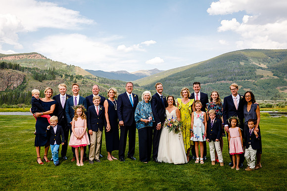 Mike_Abby_Wdg-Group-156