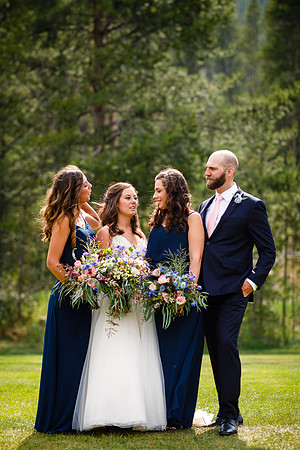 Mike_Abby_Wdg-Group-39