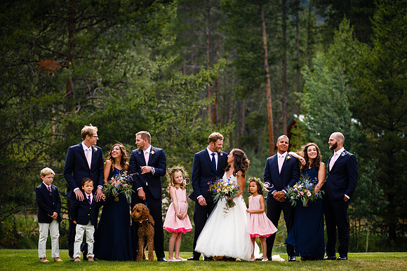 Mike_Abby_Wdg-Group-27
