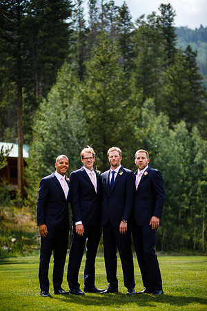Mike_Abby_Wdg-Group-44