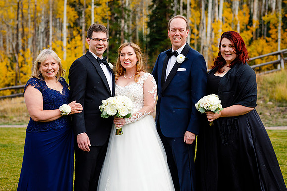 Jake_Ava_Wdg-Group-119
