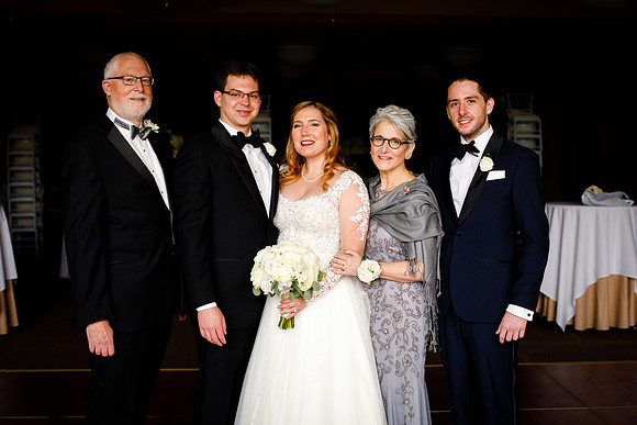 Jake_Ava_Wdg-Group-123