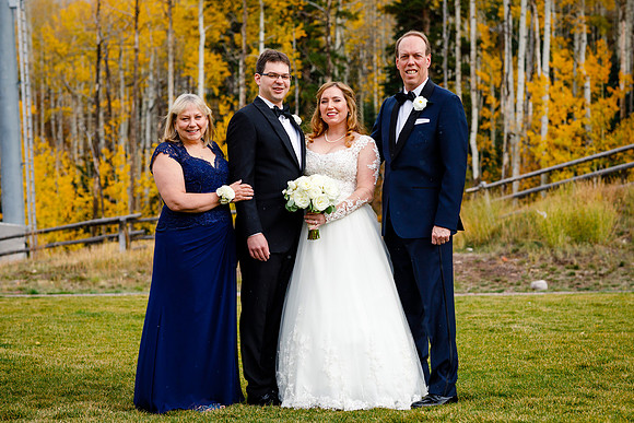 Jake_Ava_Wdg-Group-93