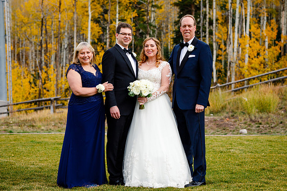 Jake_Ava_Wdg-Group-96