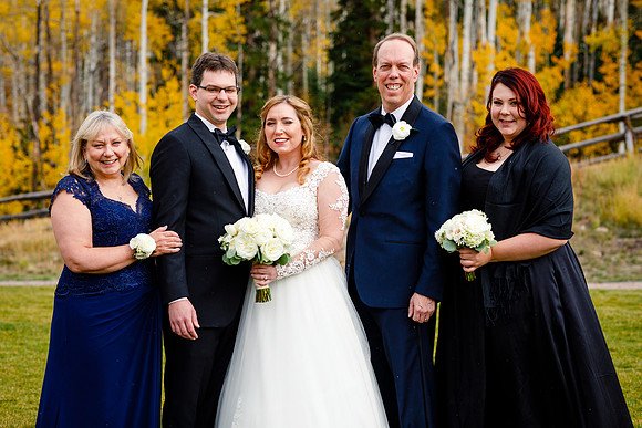 Jake_Ava_Wdg-Group-120