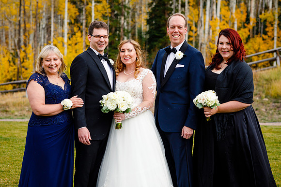 Jake_Ava_Wdg-Group-118