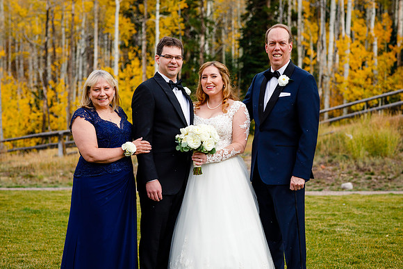Jake_Ava_Wdg-Group-79