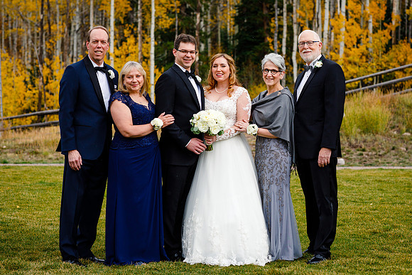 Jake_Ava_Wdg-Group-52