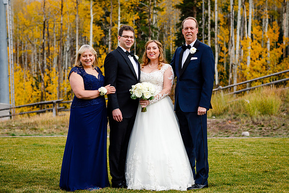 Jake_Ava_Wdg-Group-97