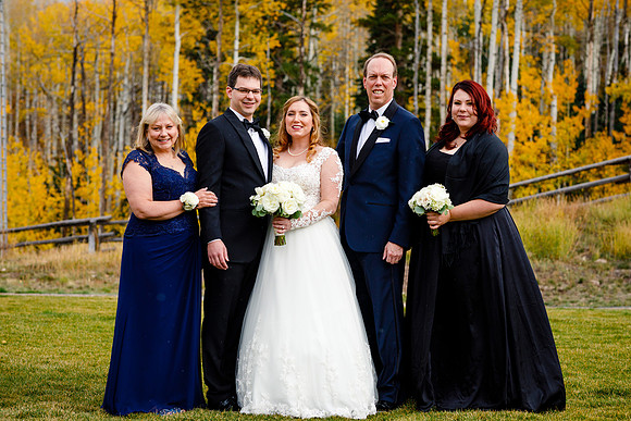 Jake_Ava_Wdg-Group-103