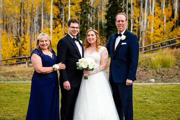 Jake_Ava_Wdg-Group-72