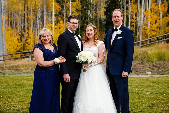 Jake_Ava_Wdg-Group-71