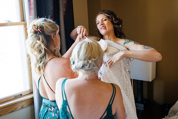 Aaron_Liz_Wdg-Edited-44