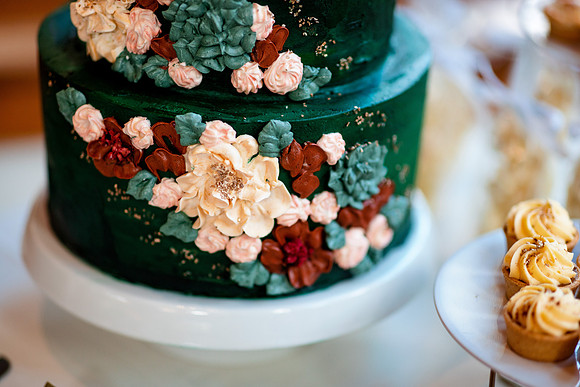 Crystal_Kris_Wdg-Detail-88