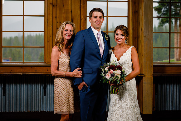 Justin_Katy_Wdg-Group-35