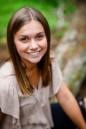 Ellie_Senior-Edited-64