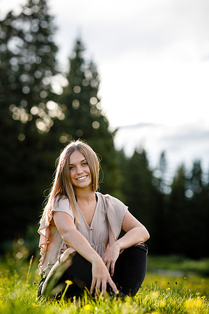 Ellie_Senior-Edited-138