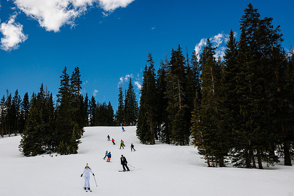 Adam-Katie-Ski-34