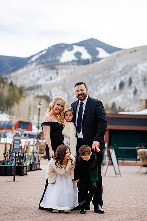 John_Megan-Wdg-Group-109