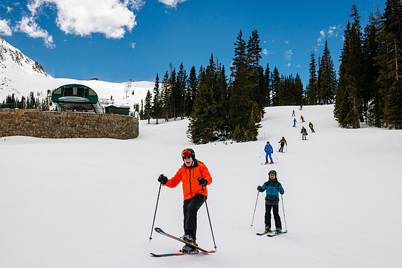 Adam-Katie-Ski-38
