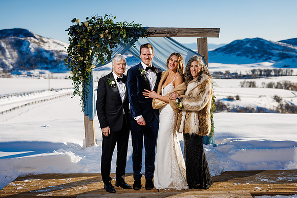 Zach_Rebecca_Wdg-Group-107