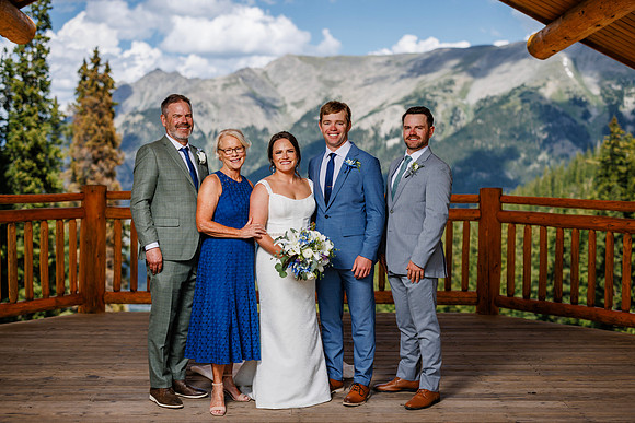 Tyler-Emily-Group-102